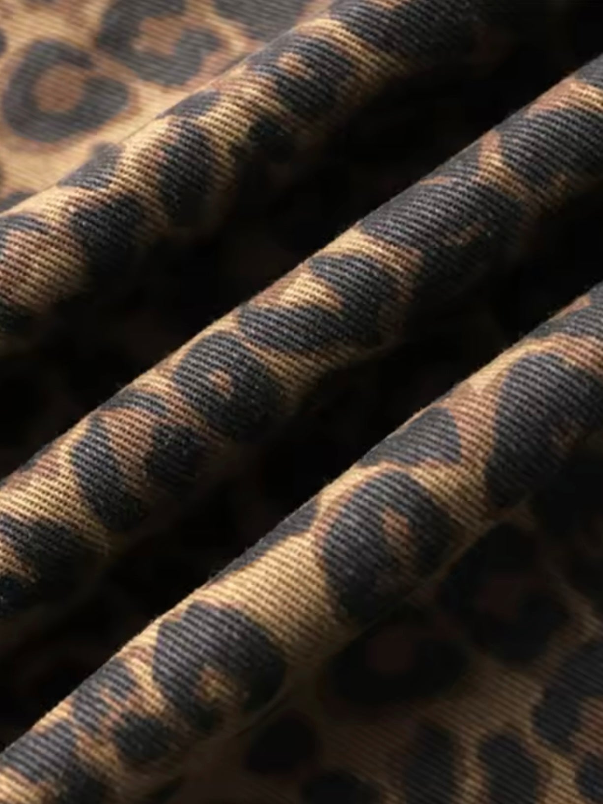 Straight-Fit Animal Print Jeans mit geradem Bein