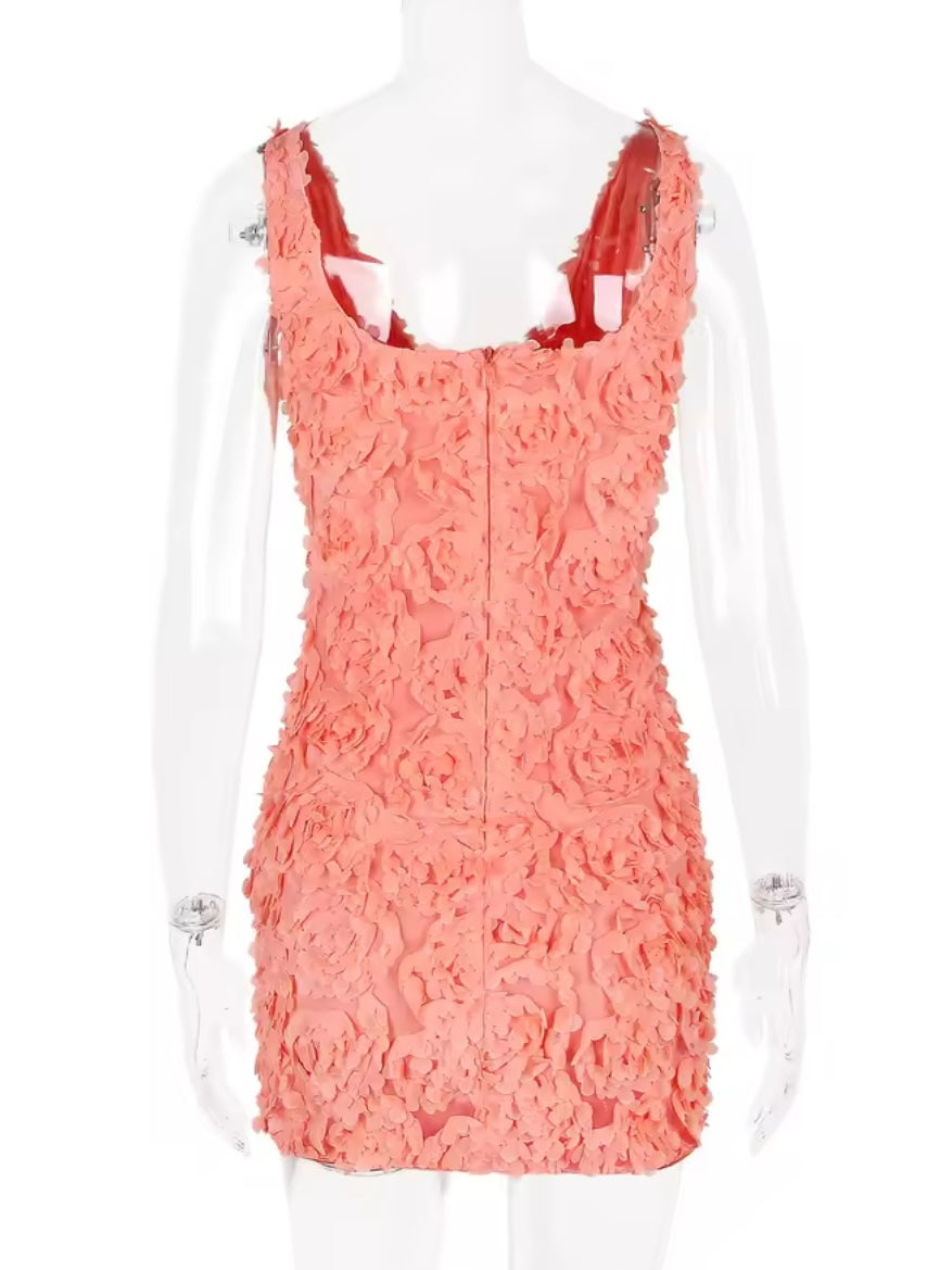 Minikleid mit 3D Blumen Applikationen