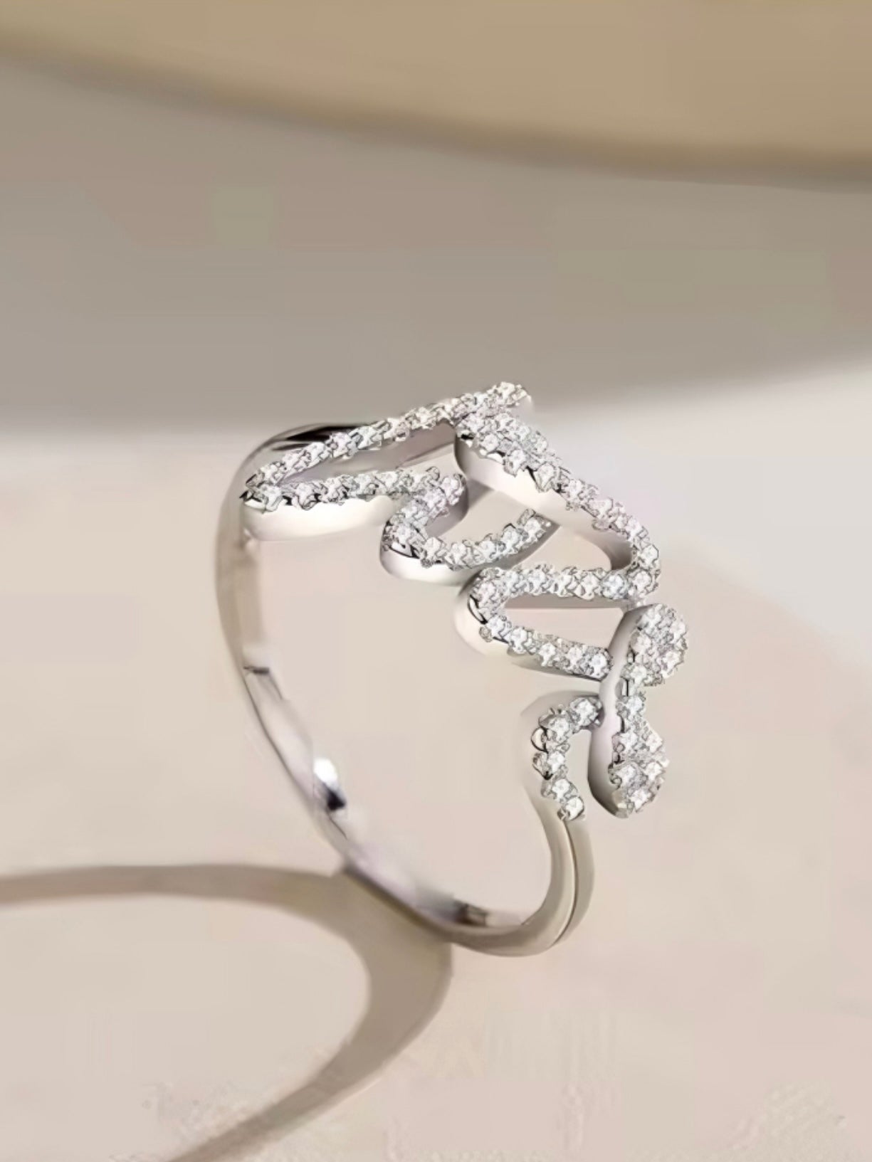 LOVE Ring aus 925 Silber mit Zirkonsteinen