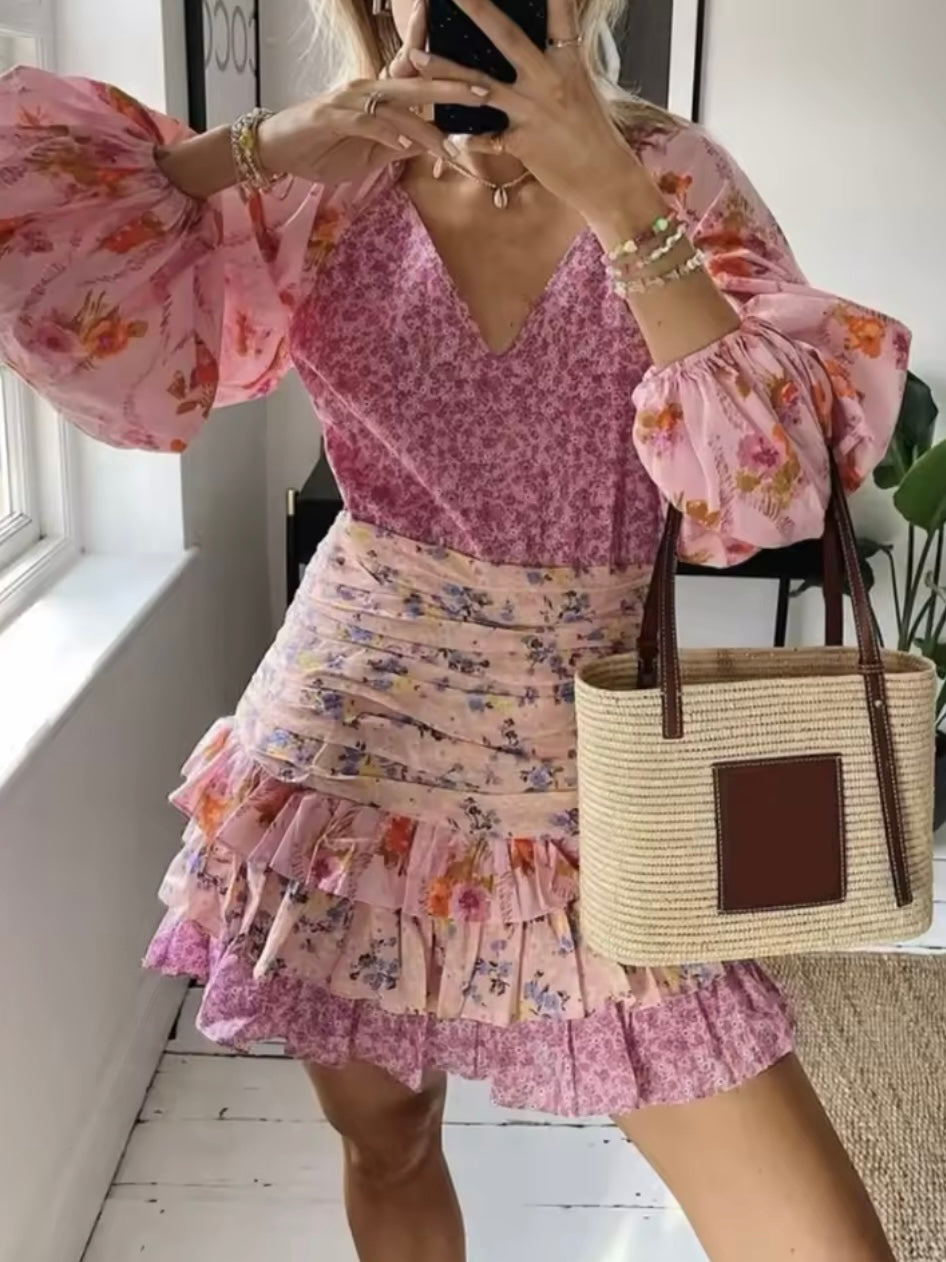 Langarm Blumenkleid mit Rüschen