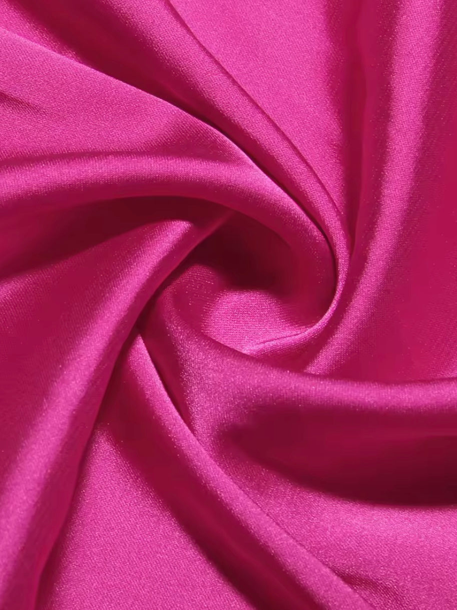 Figurformendes Corsagen-Meshkleid