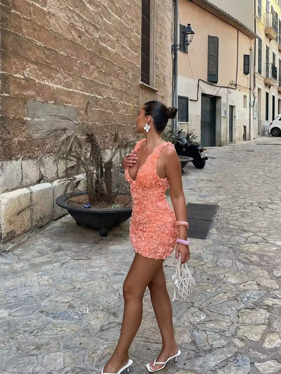 Minikleid mit 3D Blumen Applikationen