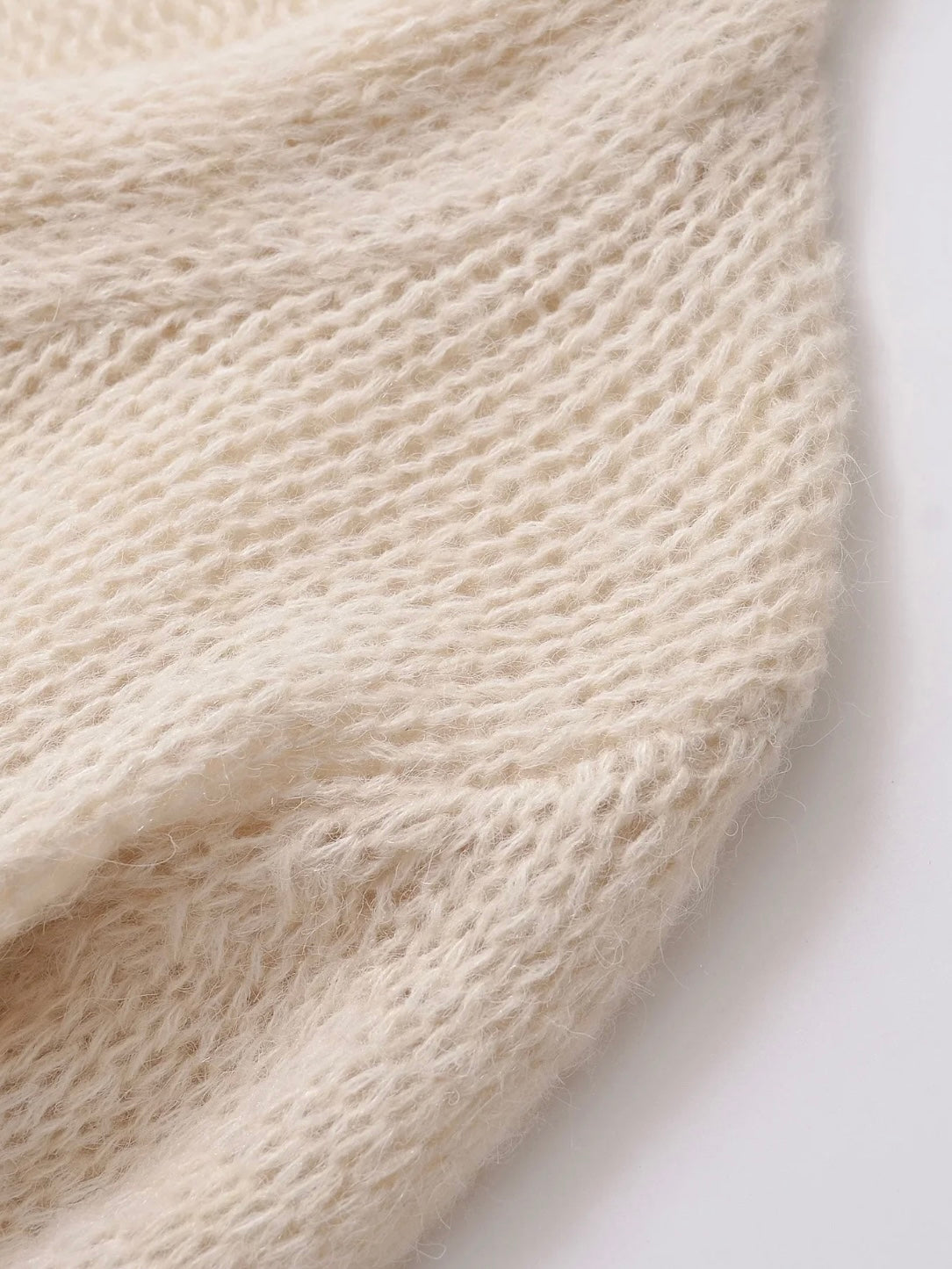 Feinstrick Bow Cardigan