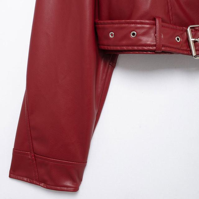 Bikerjacke mit Gürtel in auffälligem Rot - Sorentis
