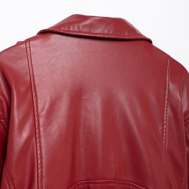 Bikerjacke mit Gürtel in auffälligem Rot - Sorentis