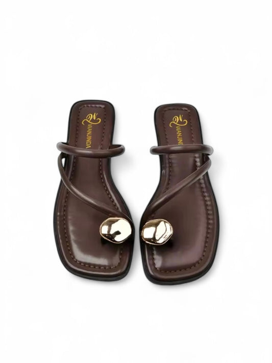 Sandalen mit Zehenring