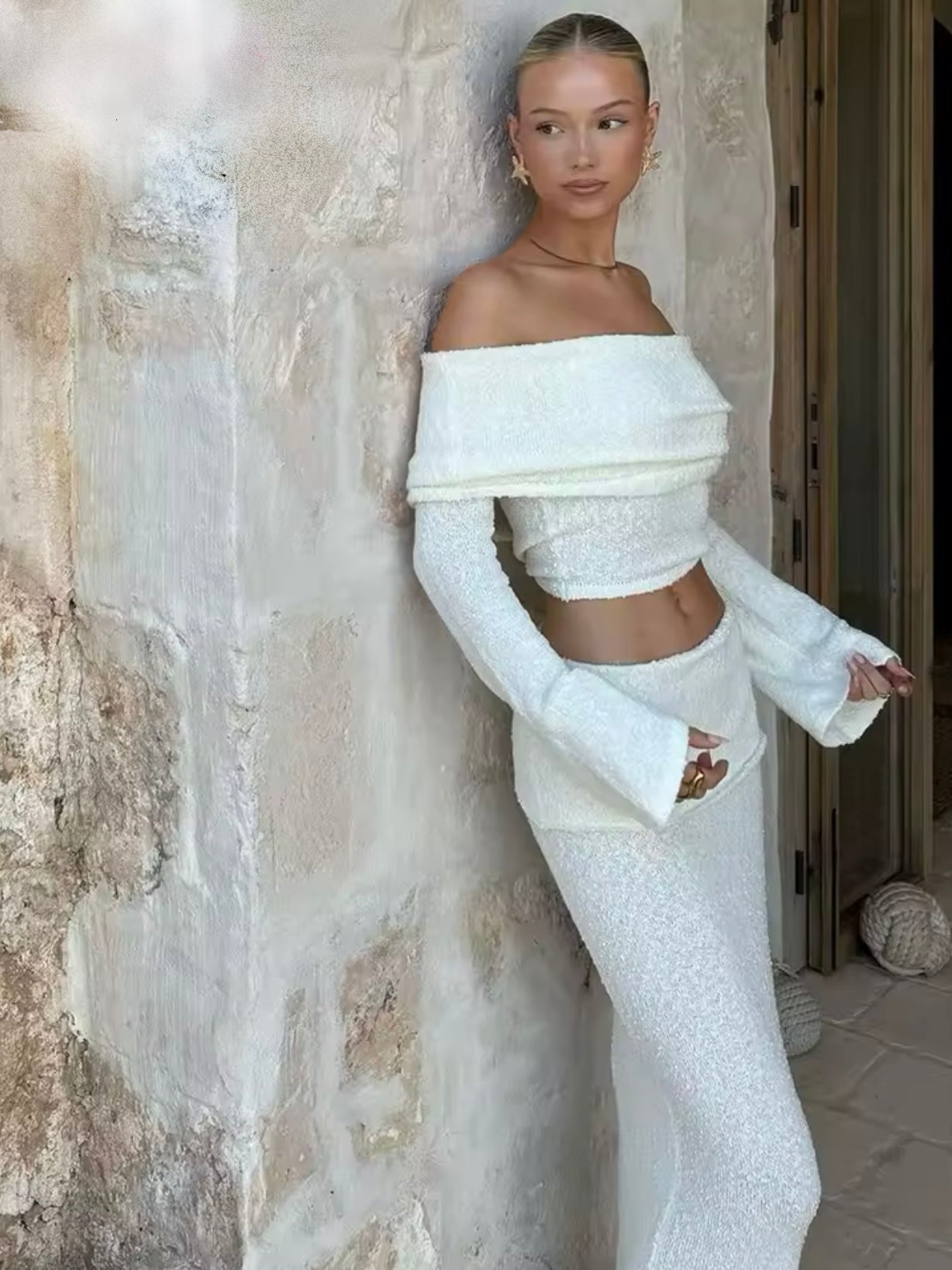 Zweiteiler mit Off-Shoulder-Top & Maxi-Rock