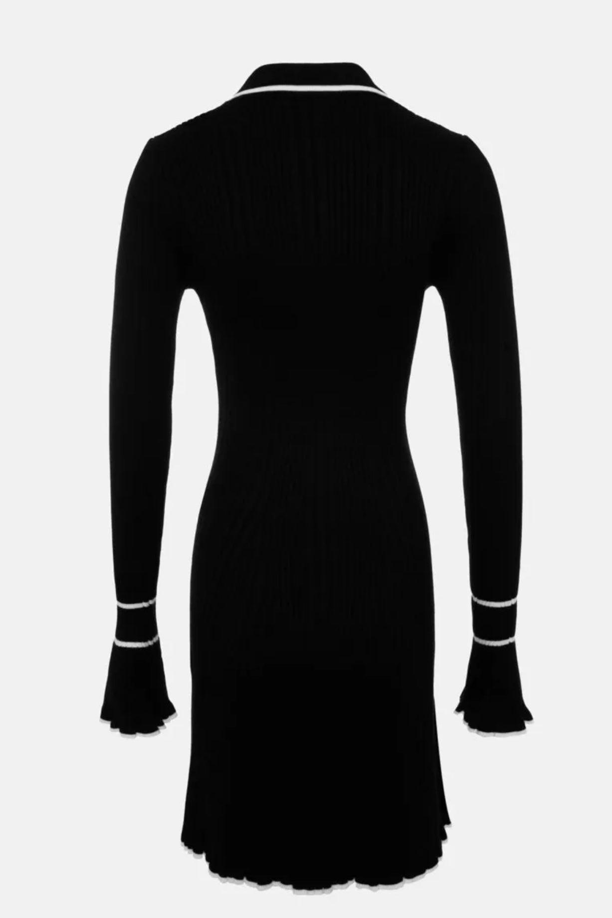 Strickkleid mit Kontrastdetails und aufgenähten Taschen - Sorentis