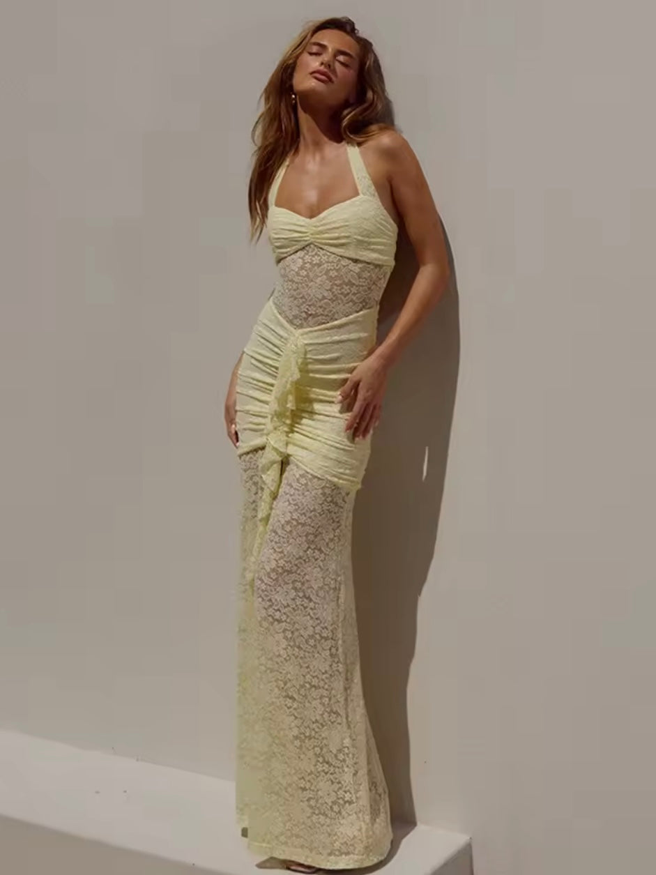 Langes Spitzenkleid mit Schlitz