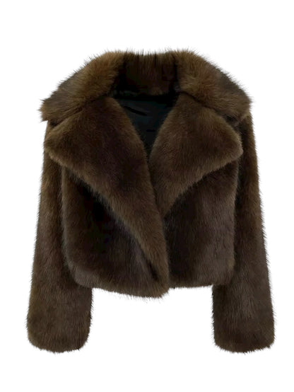 Kurze Pelzjacke in Braun