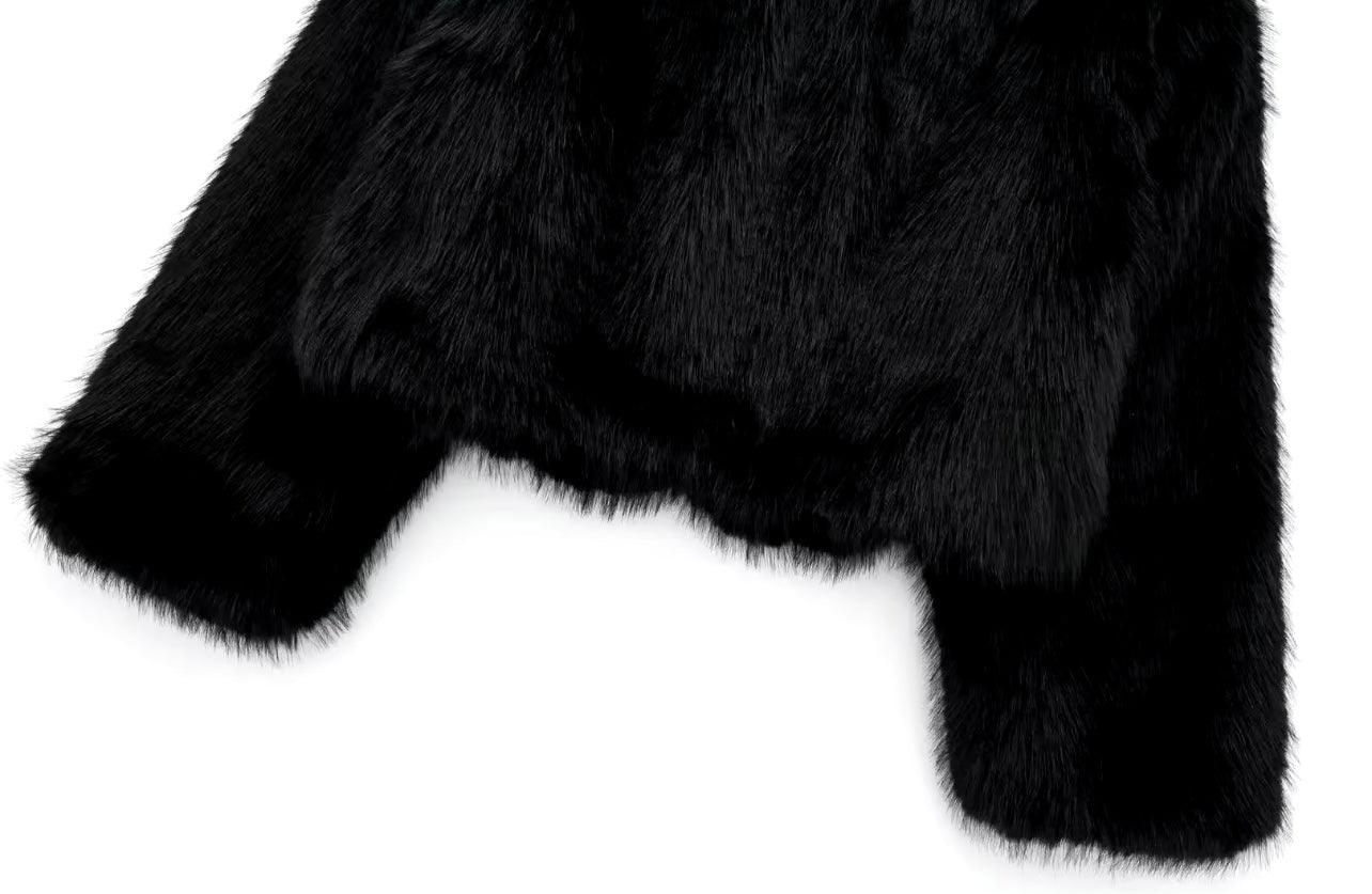 Kunstpelzjacke mit breitem Kragen - Sorentis