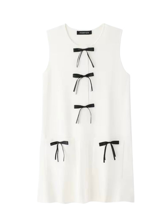 Strickkleid mit Schleifen Akzenten