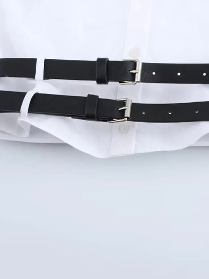 Cropped-Bluse mit Gürtel-Detail
