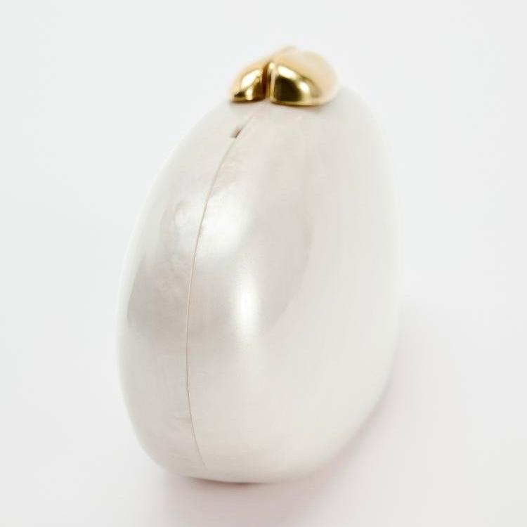 Elfenbein Clutch mit goldener Schlangen-Kette - Sorentis