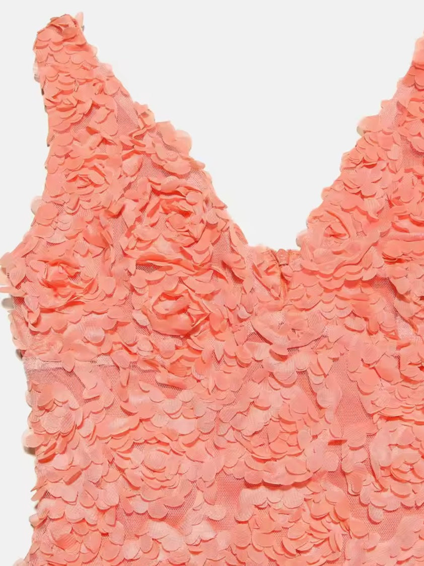 Minikleid mit 3D Blumen Applikationen