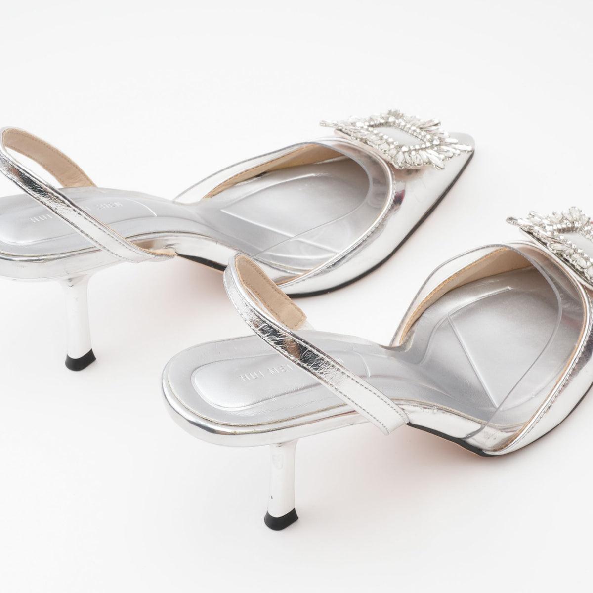 Silberne Slingback-Pumps mit filigranem Riemen - Sorentis