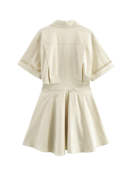 Kurzärmeliges Hemdkleid mit Taschen