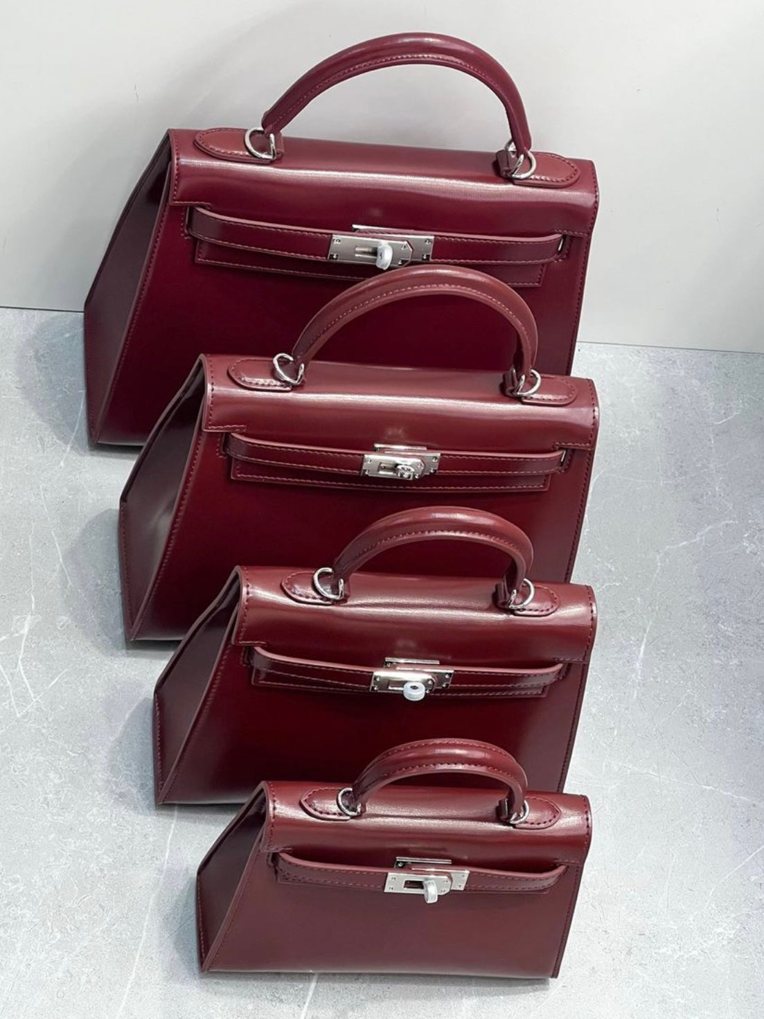 100% Echtleder Box-Klassiker-Handtasche in Dunkelrot