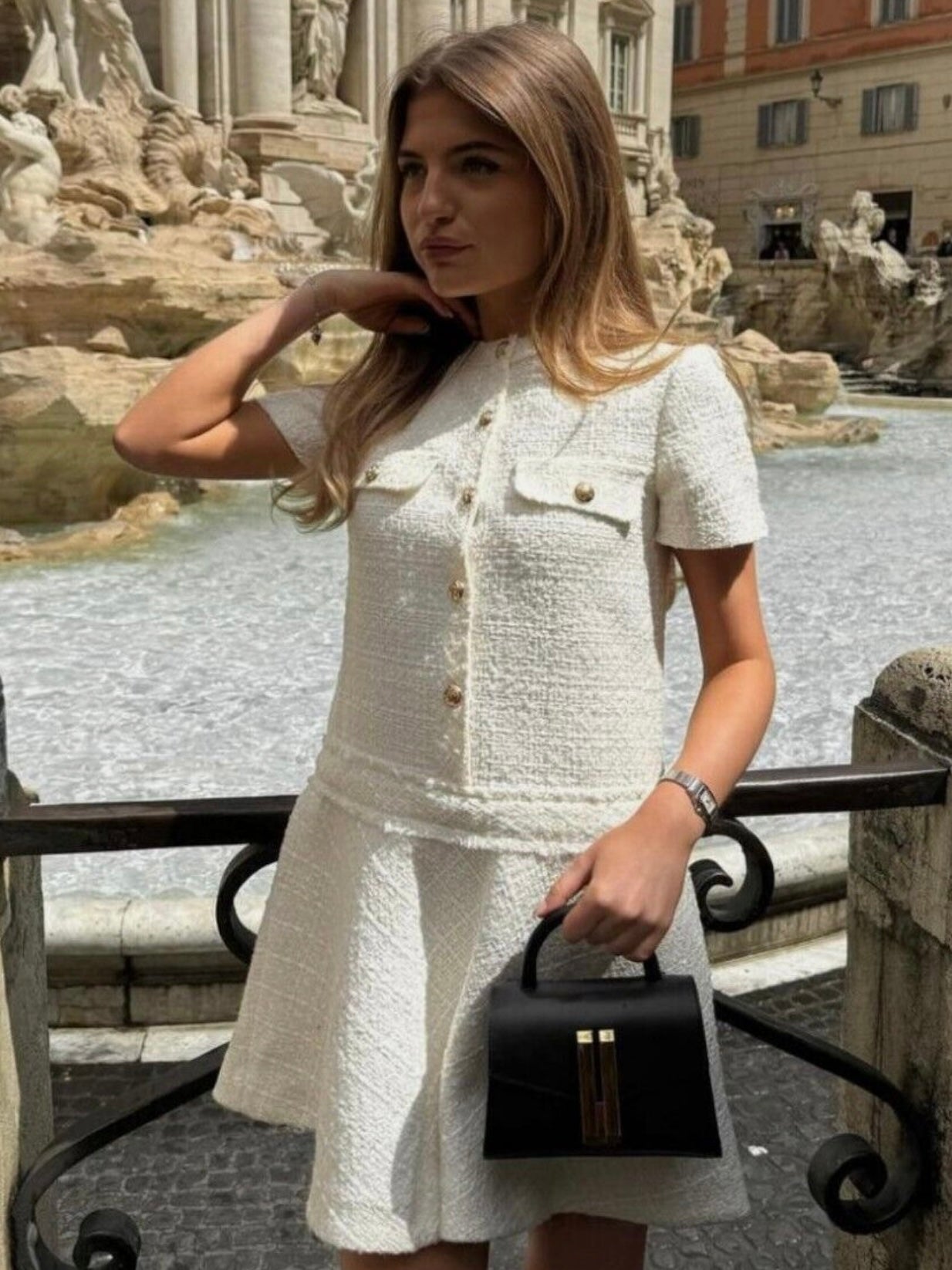 Ausgestelltes Tweed Minikleid