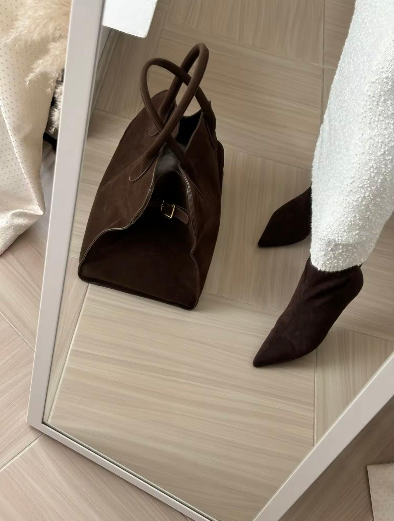 Stiefeletten in Eco-Wildleder mit spitzem Absatz - Sorentis