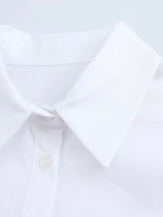 Cropped-Bluse mit Gürtel-Detail