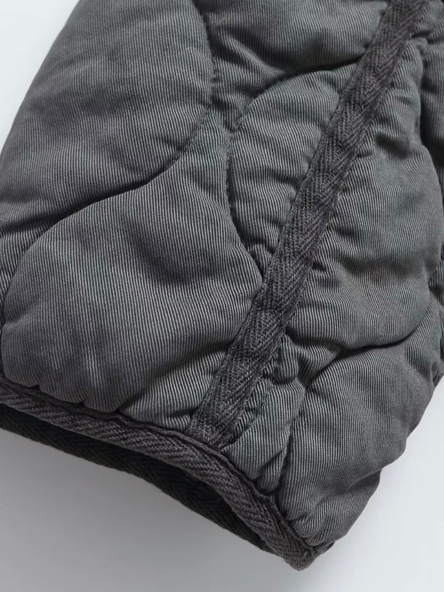 Steppjacke mit hohem Kragen im Used-Look