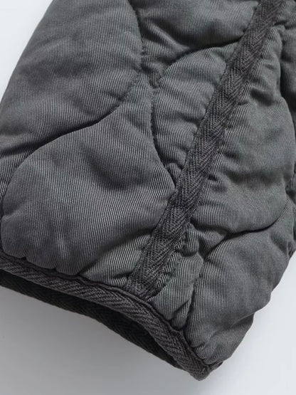 Steppjacke mit hohem Kragen im Used-Look