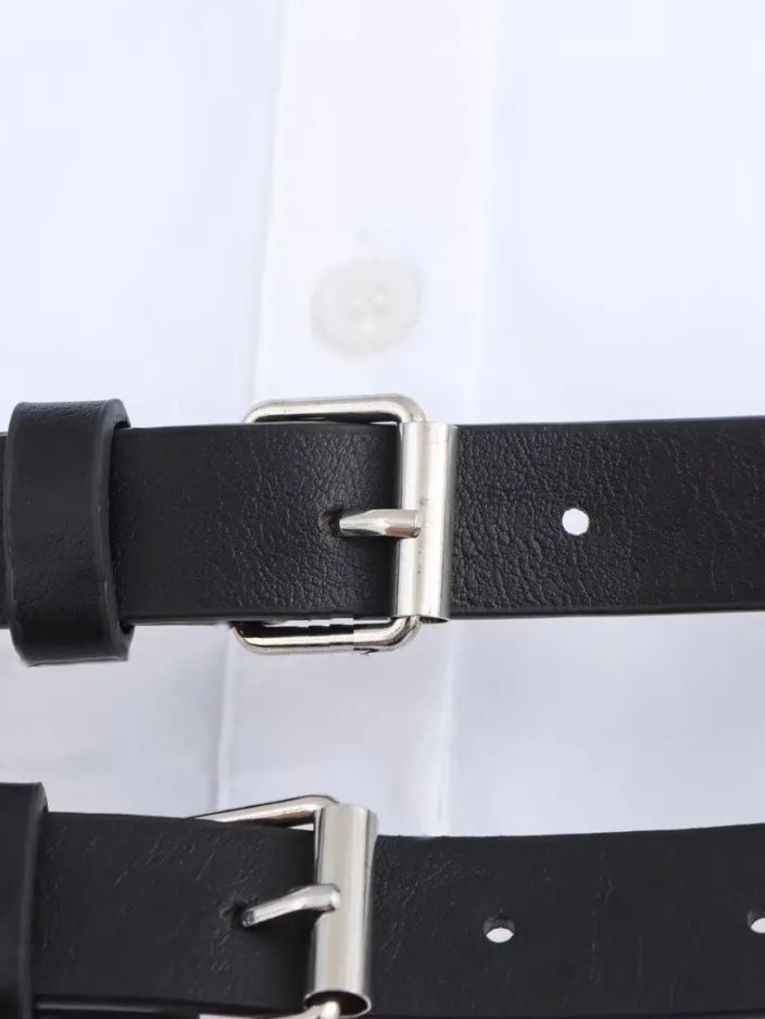 Cropped-Bluse mit Gürtel-Detail