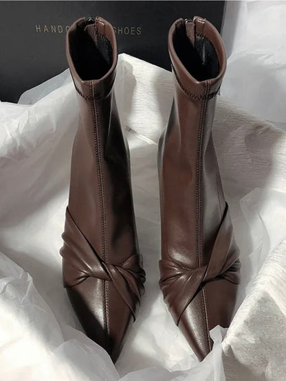 Stiefeletten mit Twist-Detail