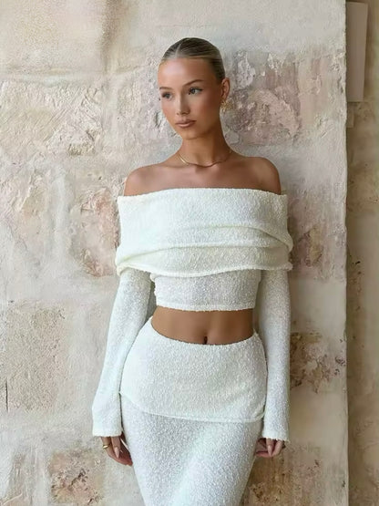Zweiteiler mit Off-Shoulder-Top & Maxi-Rock