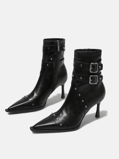Gürtelschnallen-Ankle High Heel Boots - Sorentis