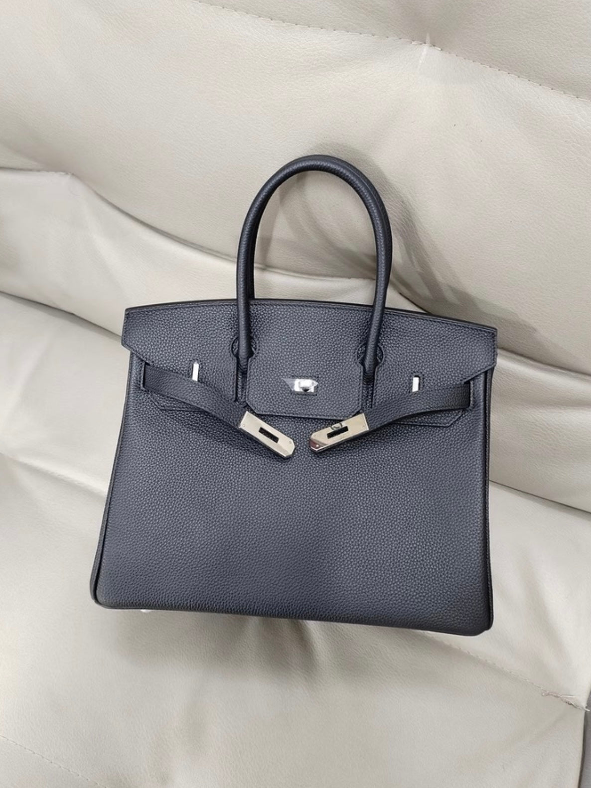 Echtleder Noble Handtasche Klassiker 30cm