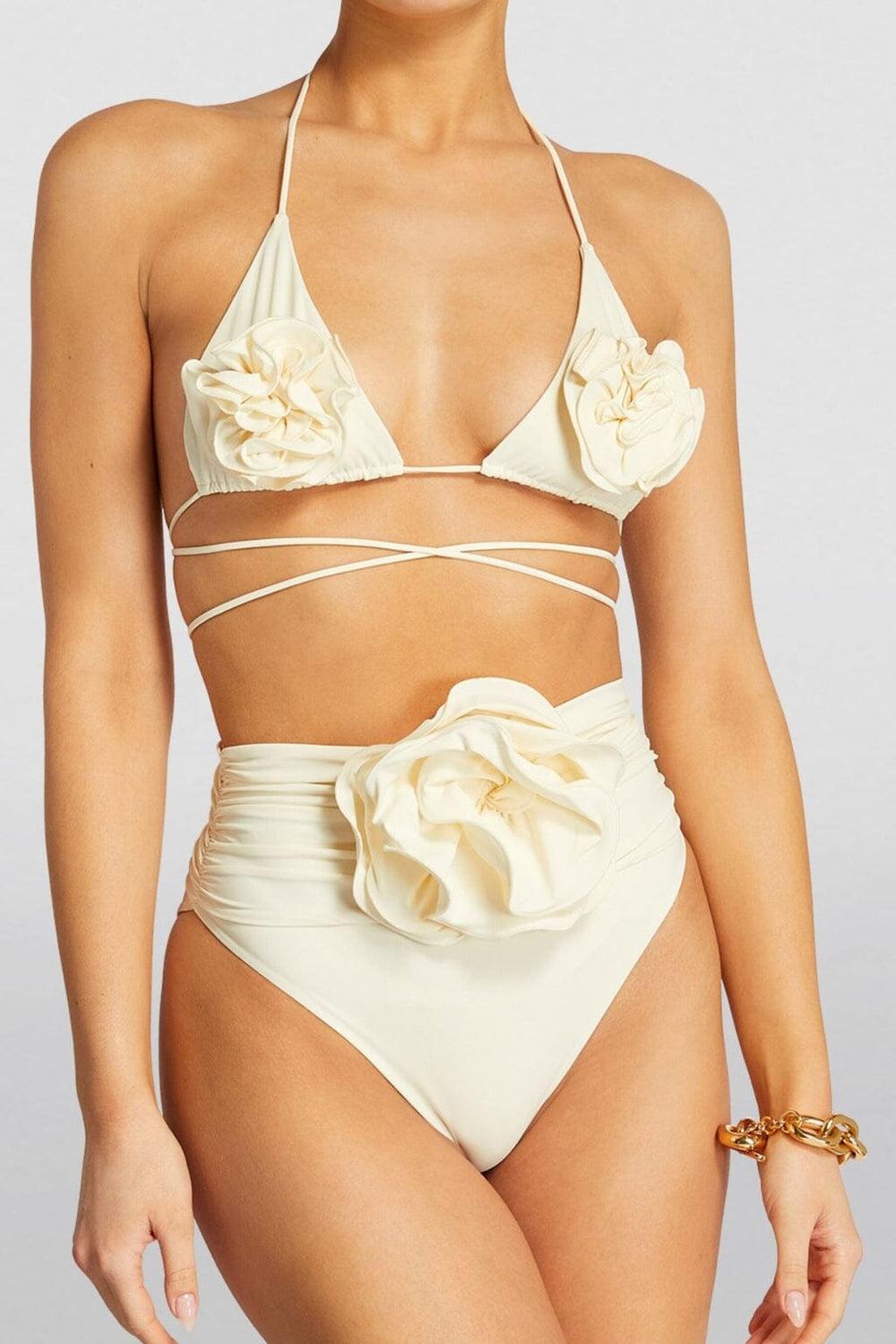 Cremefarbener Blumen-Bikini mit Halterneck-Top und Raffungen - Sorentis
