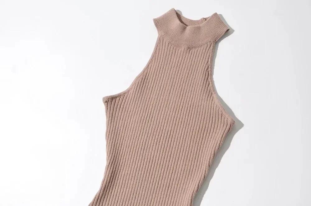 Komfortabler Taillierter High-Neck Rib-Strick Bodysuit - Sorentis
